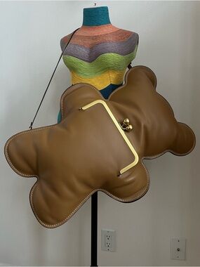 COACH BEAR KISSLOCK FRAME BAG